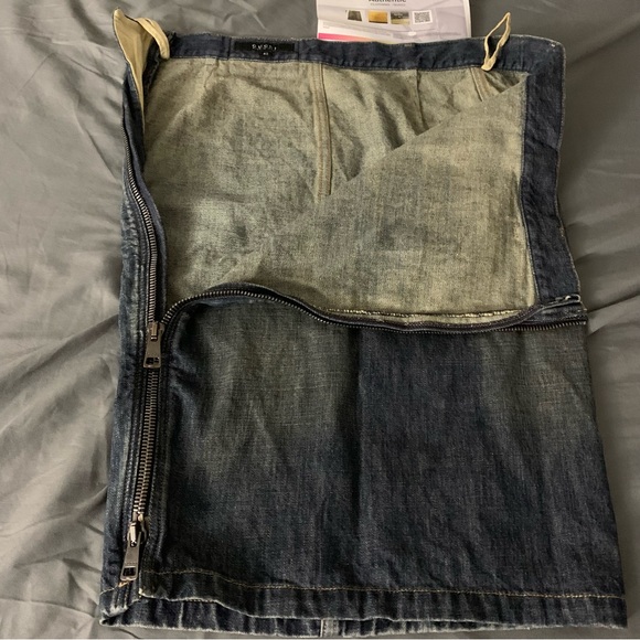 Authentic Gucci Denim Skirt - Picture 5 of 9